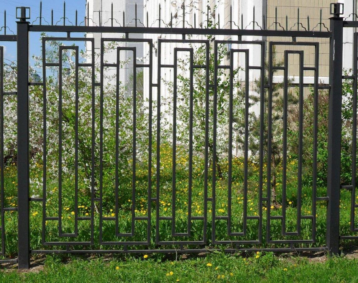 Забор секционный из металла