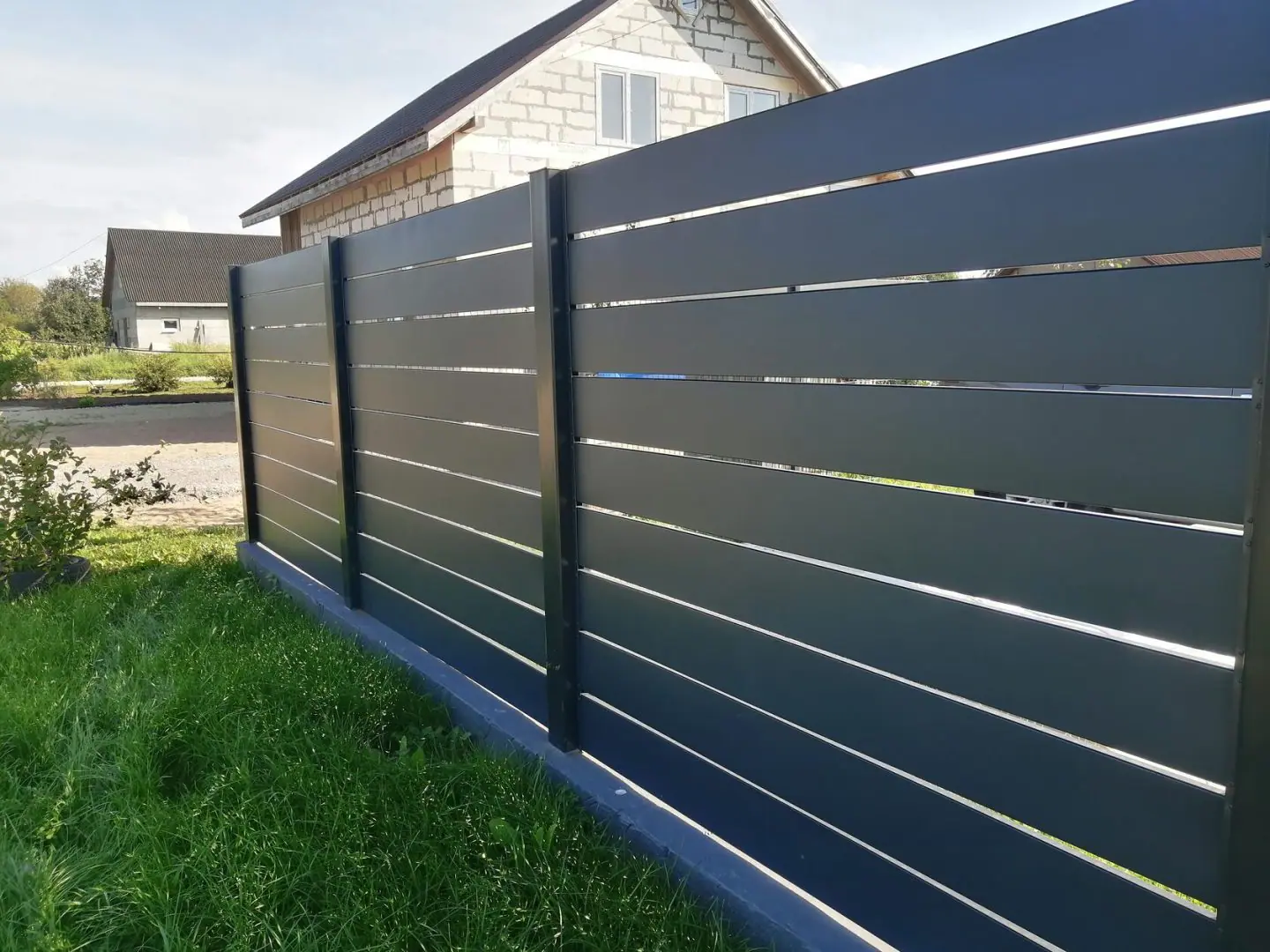 Горизонтальный забор Авеню Мах